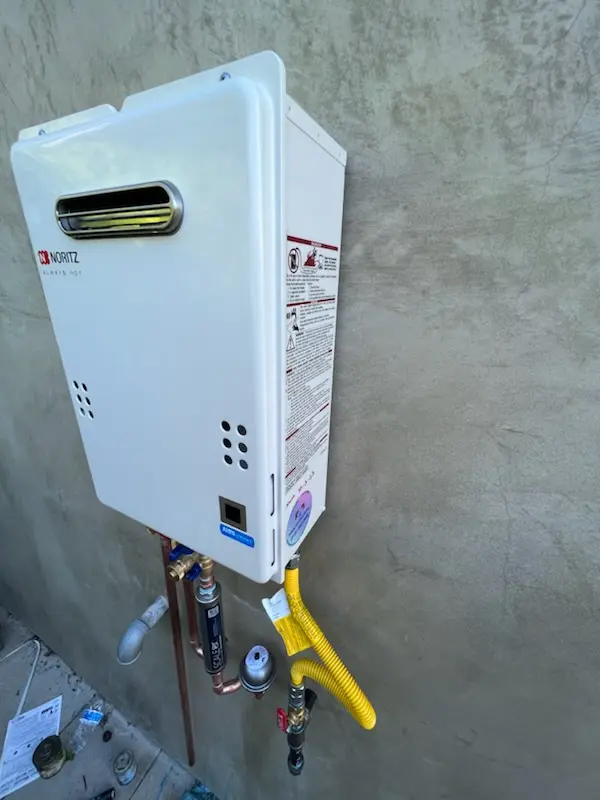 Tankless water heater installation for Old Town Peoria homes